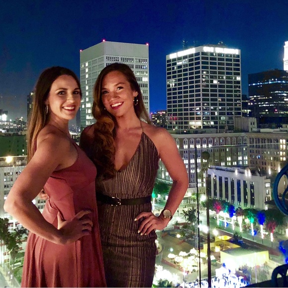 Pretty Little Thing Green Strappy Velvet Dress - Picture 4 of 4